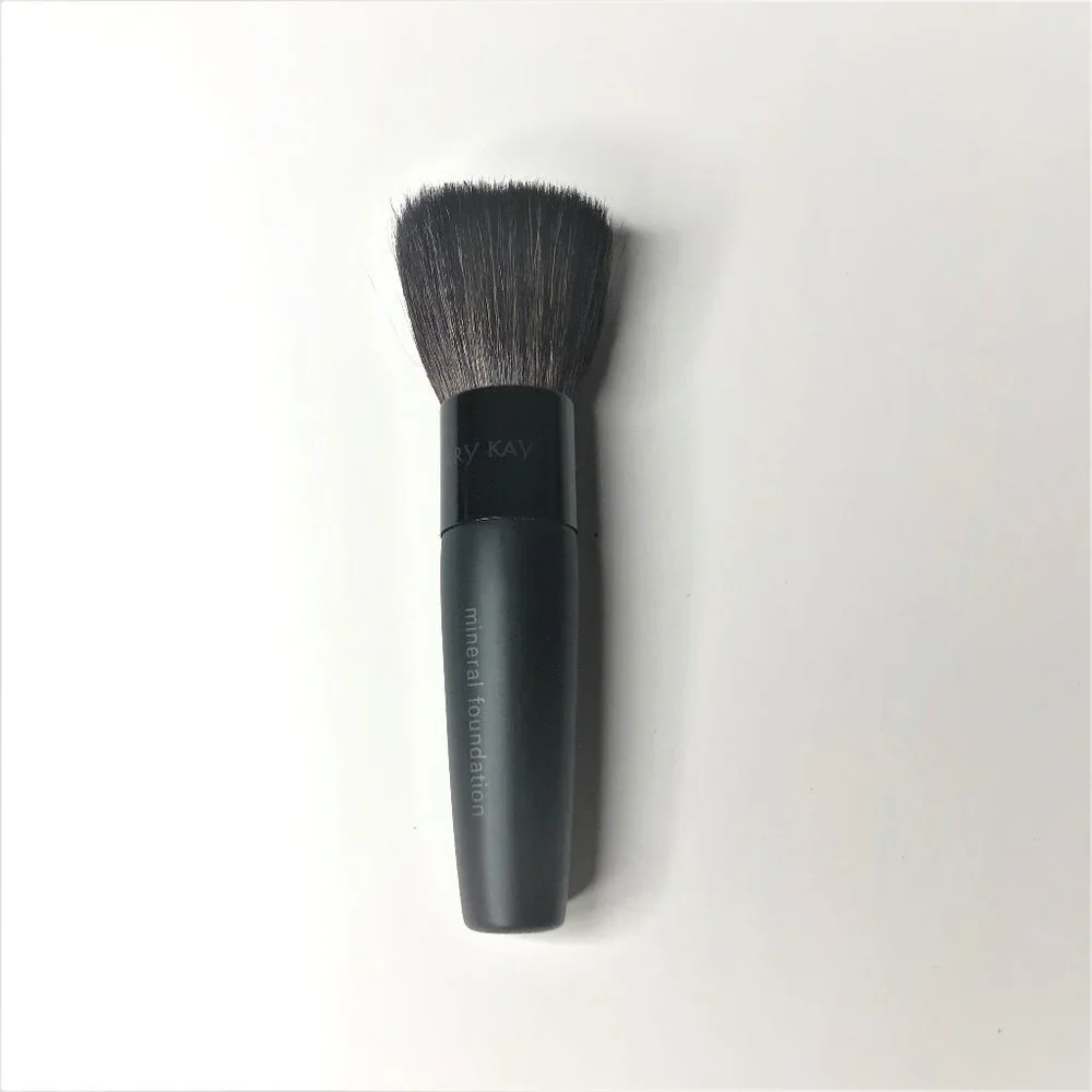 Mary Kay small make up brush
